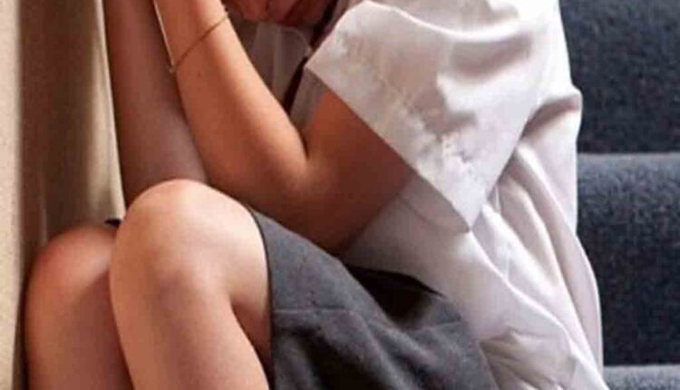 UP: Panic abused by a woman after entering the house, the Panchayat gave such a punishment which you cannot even think