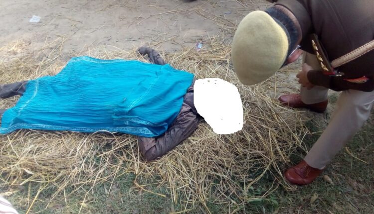 , Deoria: Dead body found in Kua, suspected of murder