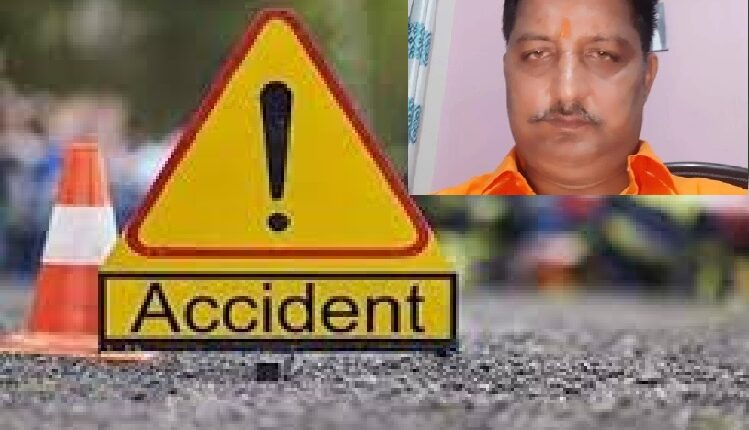 Lucknow: A truck collided with a head constable returning home after being patrolled, died