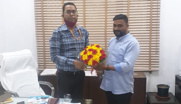 Dr. Mukesh State Vice President Jaiswal Yuva Manch met deputy secretary and made him aware of regional problems