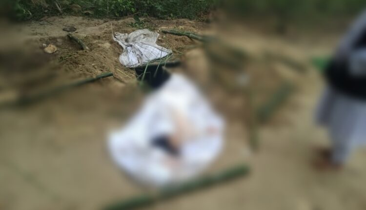 Flirting to remove the dead body from the tomb, dead woman was buried 6 days ago