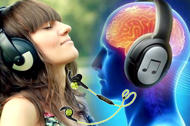 People are becoming victims of headphones day by day, they do not know diseases caused by it