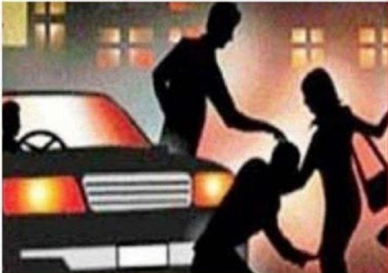 Mathura: gang-raped with 14-year-old teenager, made to sit in a car on the pretext of giving lift