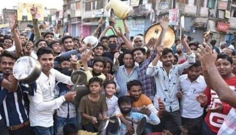 Ghazipur: In view of the increasing infection of Corona virus, 100 people will be able to participate in any festival.