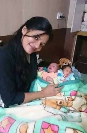 Dr. Komal Yadav, who set the example of Mamta, adopted husband for 2 daughters, said that her good upbringing is the purpose of life