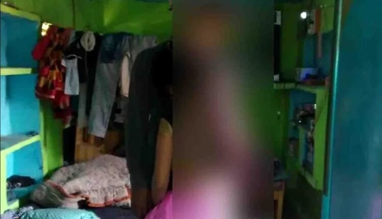 Brother-in-law used to love each other, both of them lost their lives in fear of being separated.