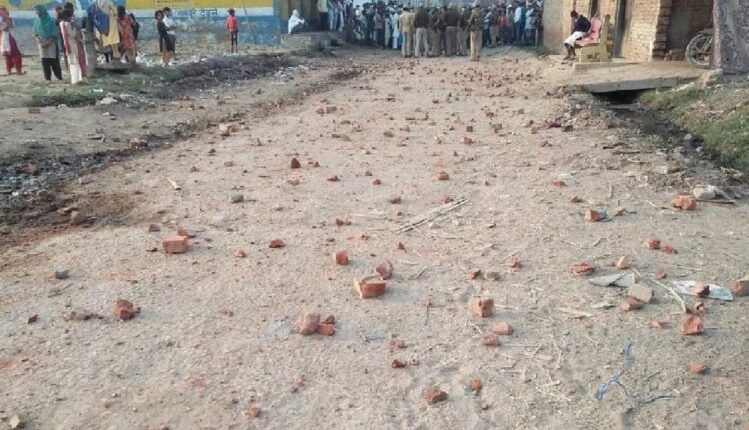 UP: lathi-poles on two sides over minor issue like DJ ringing, 13 injured