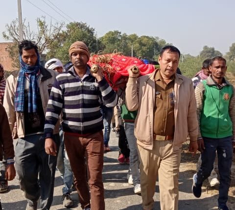 Apathy of high officials, dead body burnt by villagers without her husband and sons