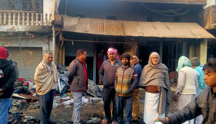 Lakhs of rupees worth of goods burnt to ashes due to fire in clothes shop in Dulhapur market