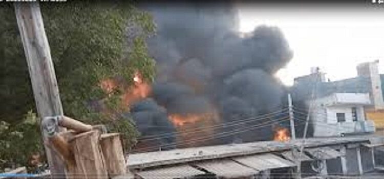 Two innocent people die due to fire in a dozen slums