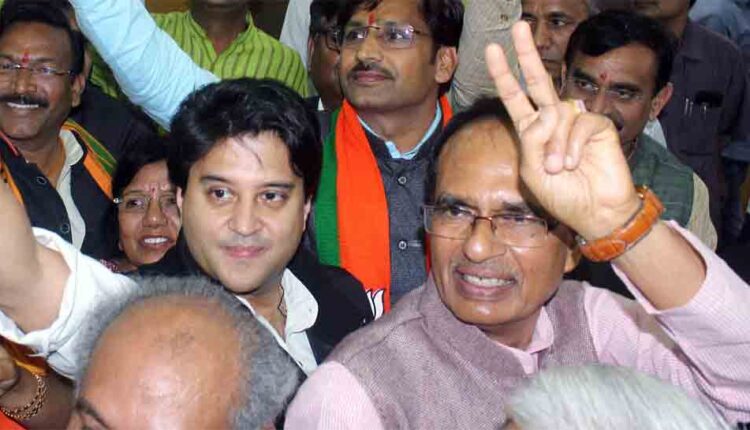 Shivraj cabinet expanded, pro-Scindia MLA to take oath