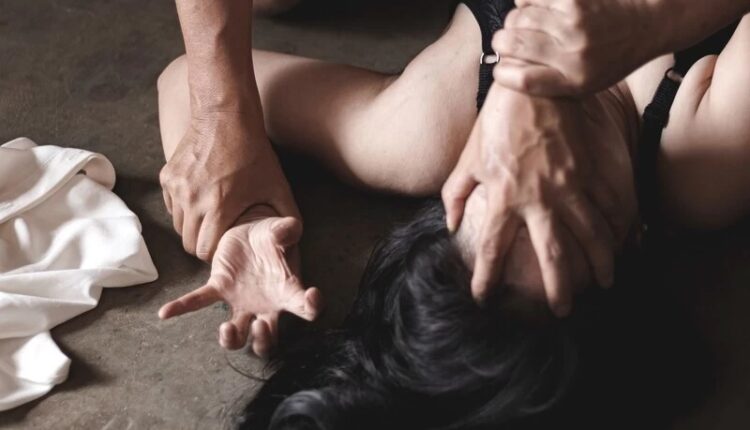 Shameful incident, rape of mother and daughter living on the road, video goes viral