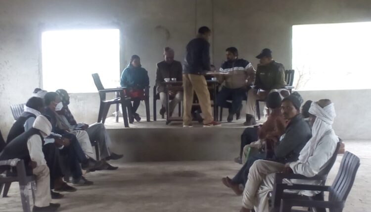 The administration conducted a reconciliation talks on the dispute between the two castes