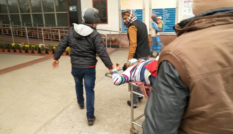 Journalist and son shot dead in hospital in Varanasi