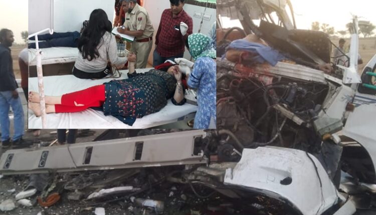 5 killed, 12 injured in fierce road accident, tourist bus and truck collision