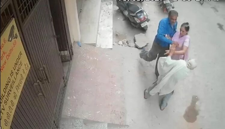 Kalyugi's son slaps the inlaid mother while ignoring her mother's loveliness, dies on the spot