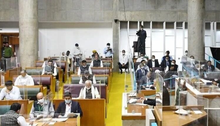 Haryana: Water fell on the intentions of the Congress, 55 MLAs supported the Khattar government in the Legislative Assembly