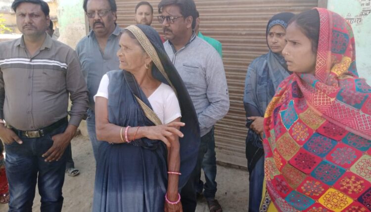 Kampil police arrested four people including arms factory