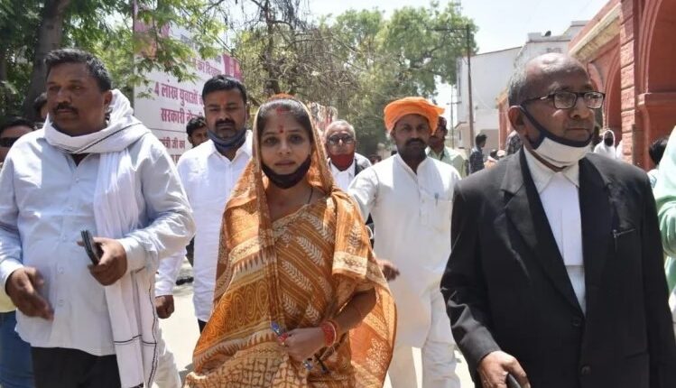 Political agitation intensified in the district over the three-tier panchayat elections, Srikala Singh, wife of former MP Dhananjay Singh, will contest the panchayat elections