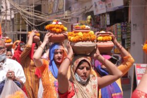 Under the leadership of Ranjit Mahesh Pathak, Yamuna Kalash Padyatra reached Delhi, there was a strong reception from place to place.