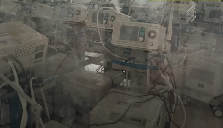 Arrangement to keep patients of critical condition on ventilator collapsed ..
