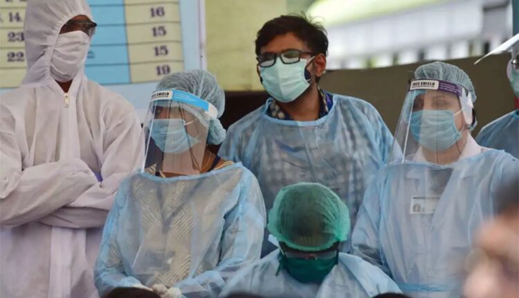 Recorded 1.62 lakh new corona patients, 879 dead in last 24 hours