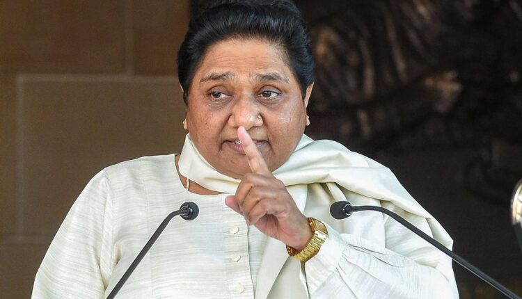 SP's condition worsens regarding upcoming assembly elections, involving expelled leaders from other parties: BSP supremo Mayawati