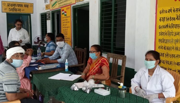 Inauguration of vaccination campaign, it is very important to take 2 doses of Raja Sultan Patel Corona Vaccine, speaking head of village Pacolia.