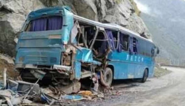 Pakistan gave a gift of friendship to China, blew up a bus full of Chinese passengers, 10 killed