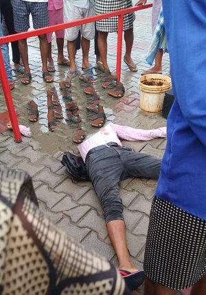 Accused absconding after shooting a salesman at a petrol pump in broad daylight