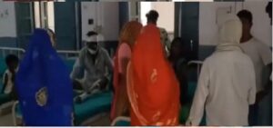 Mathura: Monkeys attacked and injured the laborer, the goons wreaked havoc on the businessman