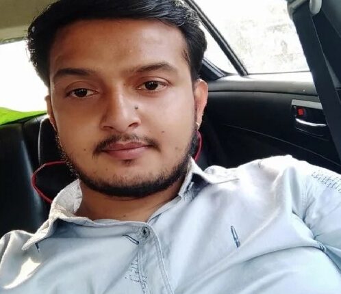 Agra: The area resonated with the flurry of bullets, gypsy-riding miscreants shot the young man, death