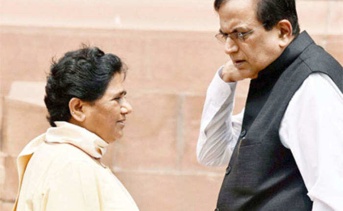 BSP's national general secretary Satish Chandra Mishra bowed in Ramlala's court, said - BJP's thinking is narrow, Lord Ram belongs to everyone