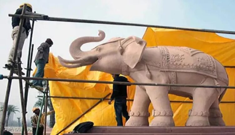 Sword hanging on 57 people including two then ministers, chargesheet filed in Rs 1400 crore memorial scam case