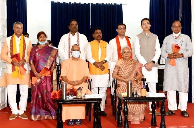 UP: Political equation of Yogi cabinet expansion, these important responsibilities will be on new ministers
