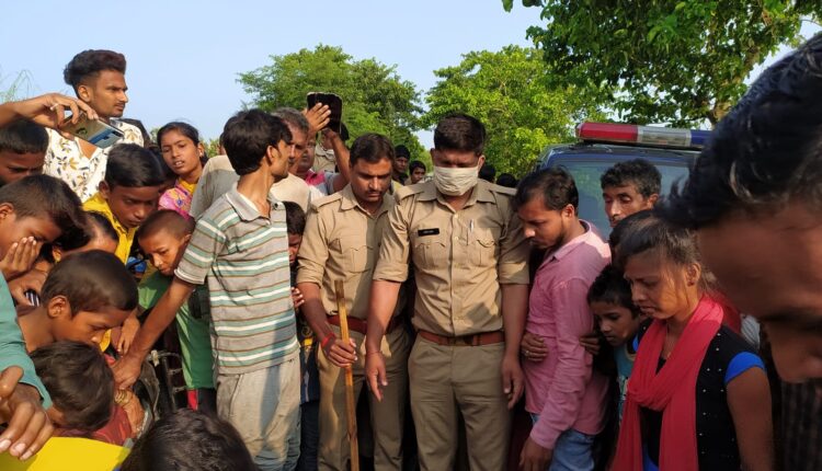 Girl's body found in sugarcane field, panic spread in the village