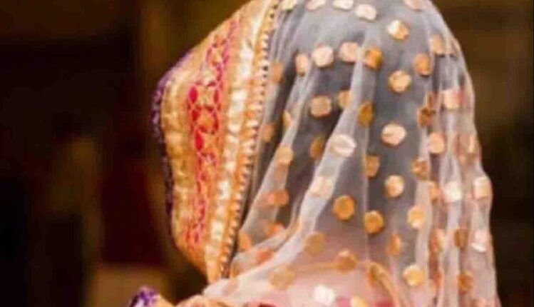 Unnao: Woman accuses soldier of first having a love marriage and then forcibly aborting her