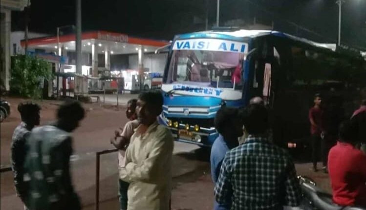 Girl dies in Volvo bus going from Bihar to Delhi, could not be identified, police started investigation