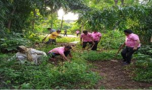 Sultanpur: BJP giving political protection to former corrupt village head