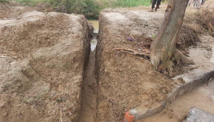 The bullies do not have the fear of the police administration, despite the orders given by the police, they are not removing illegal possession,