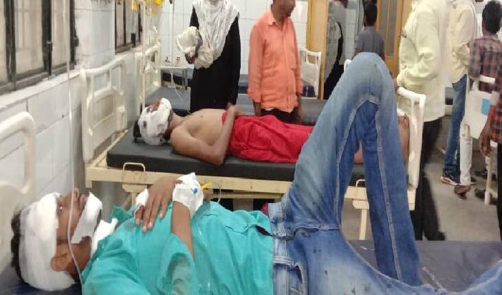 Sonbhadra: Heavy collision between tempo and car, 2 killed