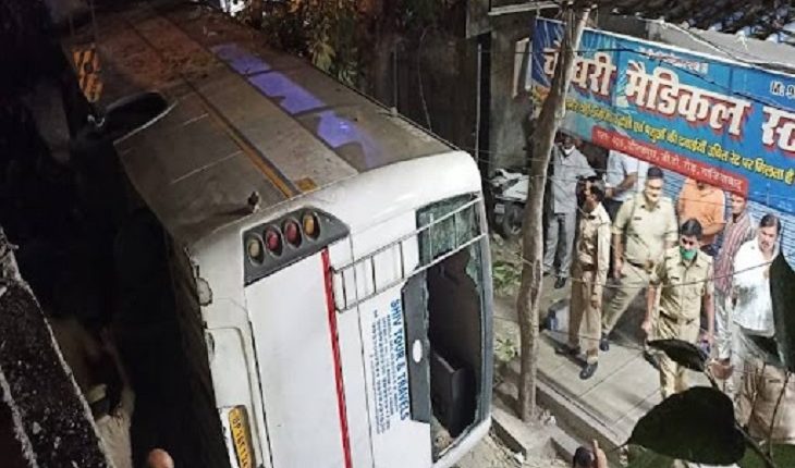 Giri bus falls from flyover, 2 killed