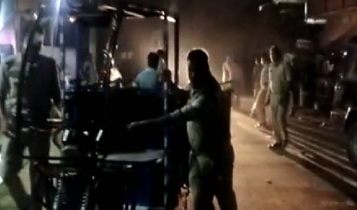 Firozabad: During the aarti in Durga pandal, people of a particular community pelted stones, case filed against 20 people