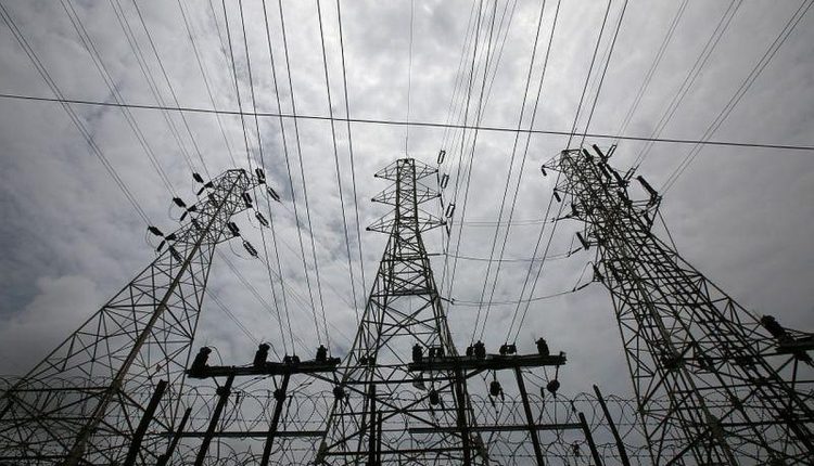 Instead of solving the power crisis in the country, the government is making false claims, Coal India's loan of 1500 crores on UP State Electricity Generation Corporation