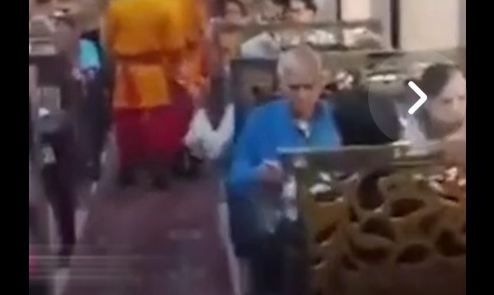 Waiters serving in saffron dress in Ramayana Circuit Express, sadhus warned