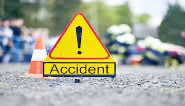 Horrific accident on Agra-Lucknow Expressway, three innocent children died during treatment