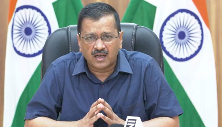 Chief Minister Arvind Kejriwal's question to the Center regarding Omicron - why the delay in banning international flights