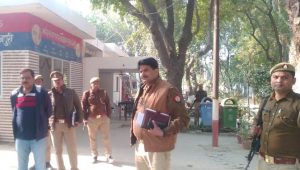 Bike rider dies in collision with Maruti van, other's condition critical