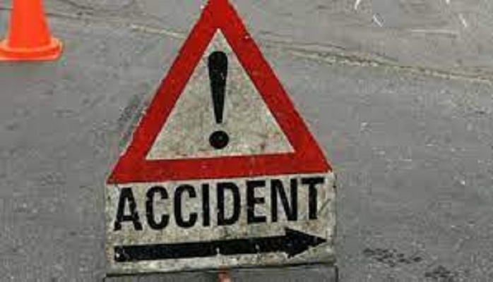 3 people of same family died in road accident