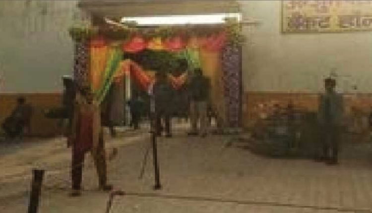 The bride was waiting for the groom, then the groom absconded, know the whole matter